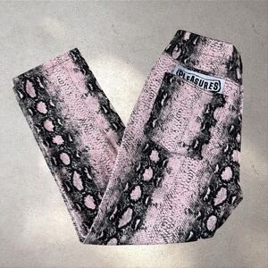 Pleasures Pink Snake Print Pants Fits‎ Men's 32x31 Snakeskin Jeans